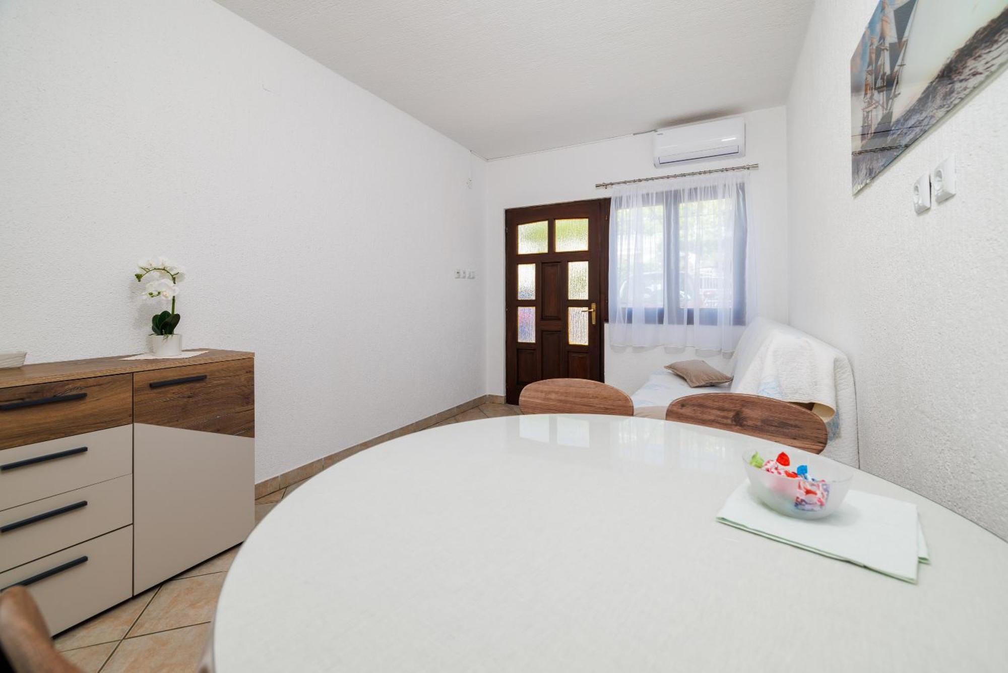Apartman Antonia Цриквеница Экстерьер фото
