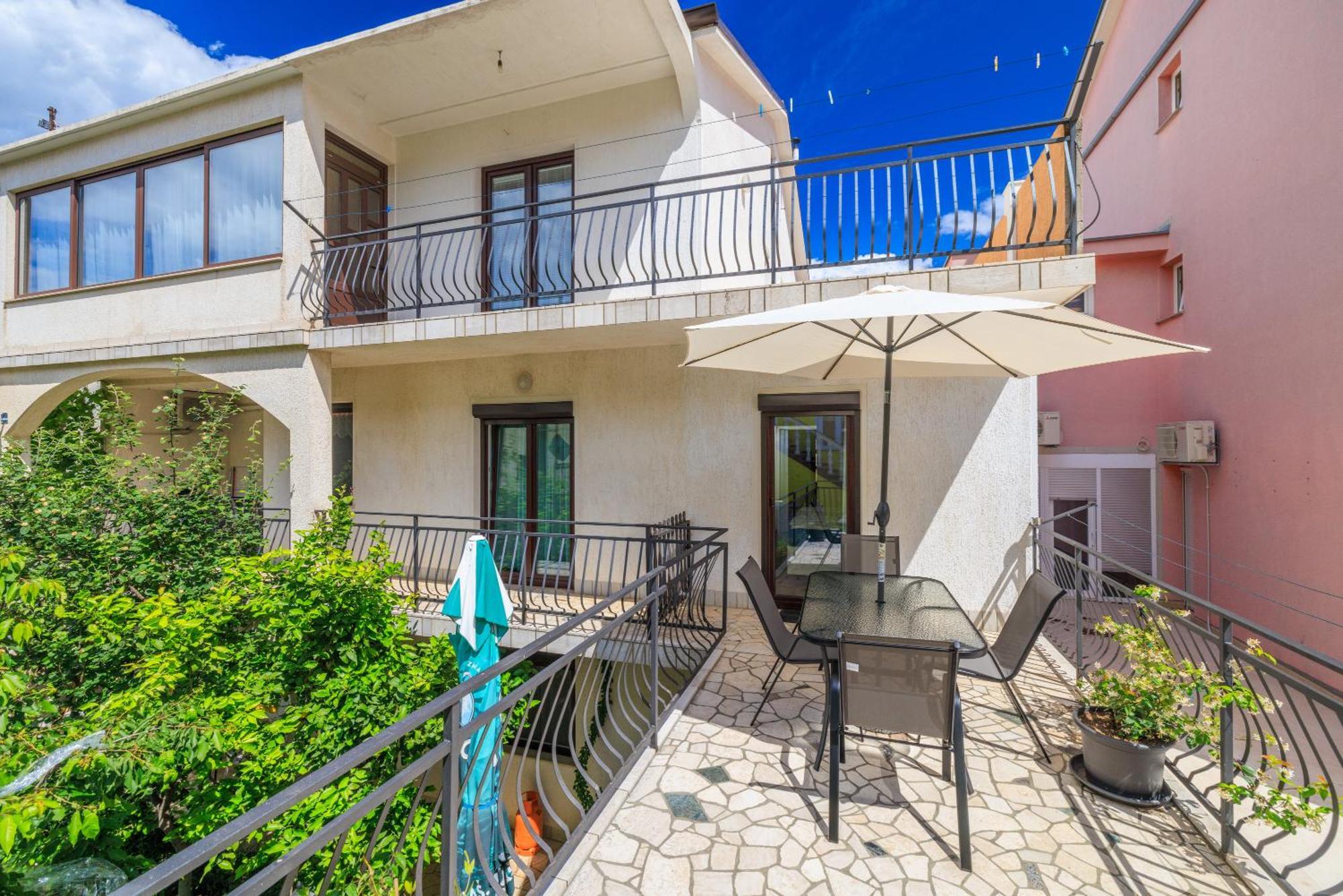 Apartman Antonia Цриквеница Экстерьер фото